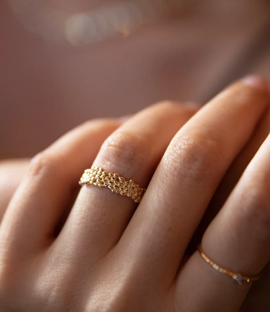 18 Karat Little Flower Gold Ring 1859