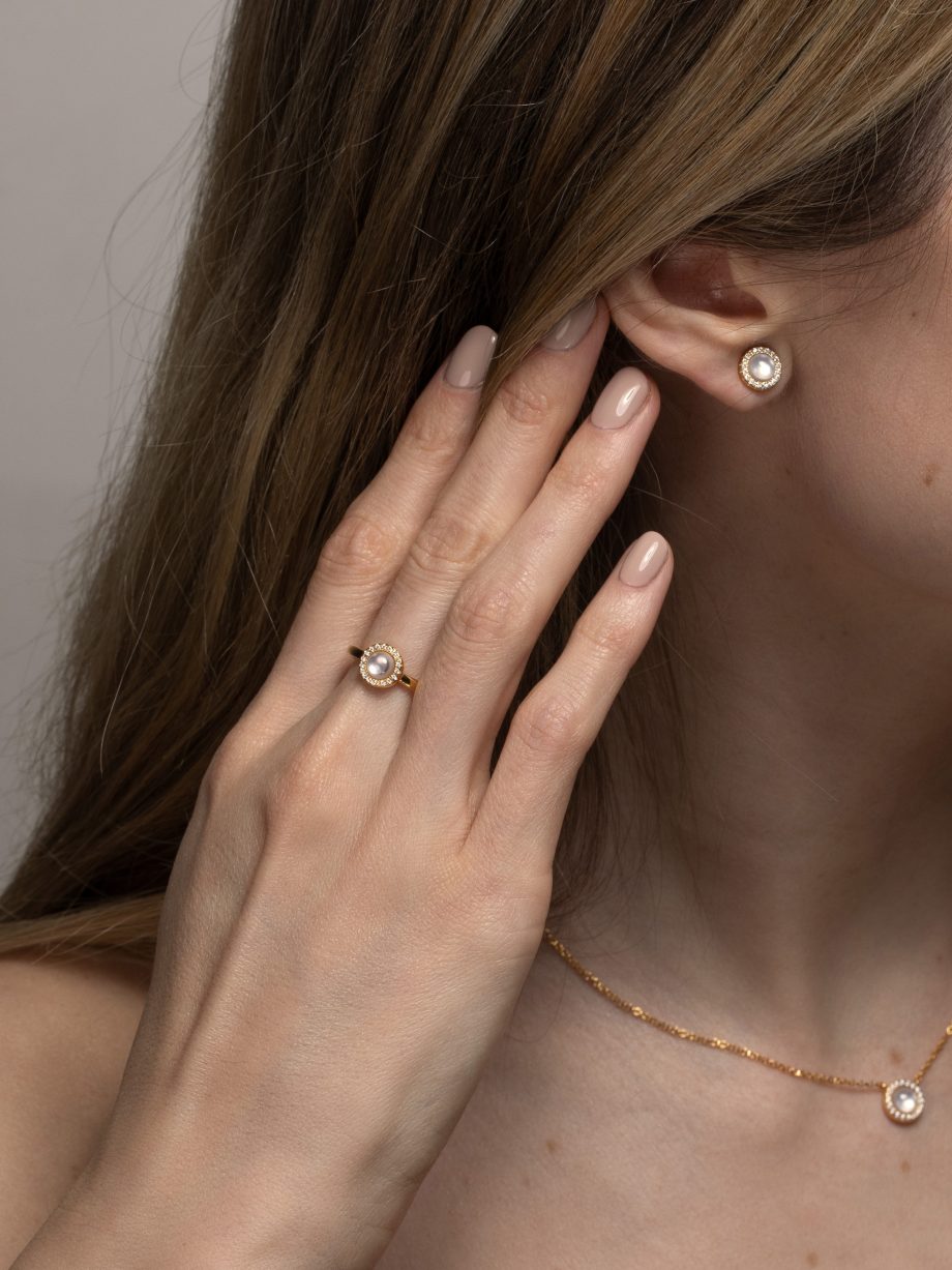 Perlmutt mit Zirkonia Ring 1949
