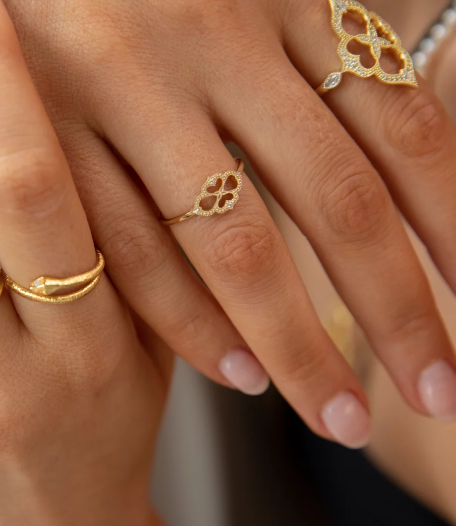 14 Karat Alhambra fine Ring 2090