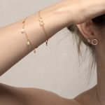 Mit Zirkonia Steinchen gefüllte Tropfen Armband 1639