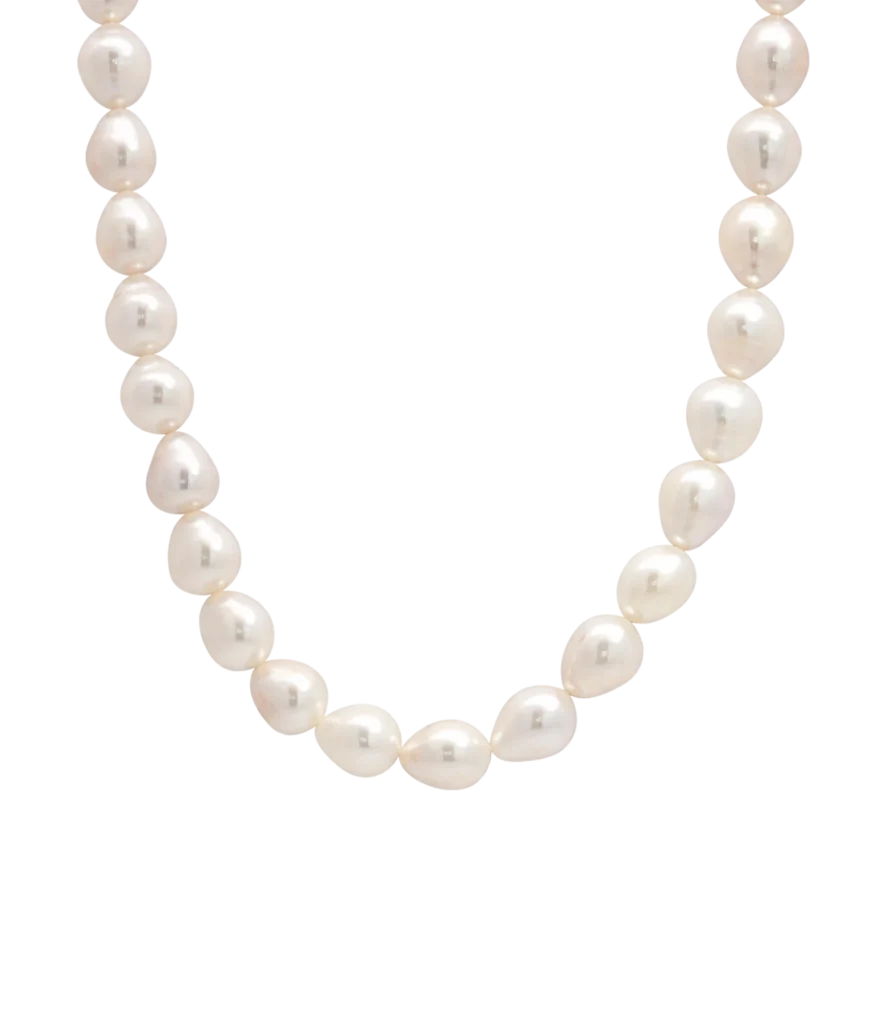 Collar con perlas redondas de agua dulce